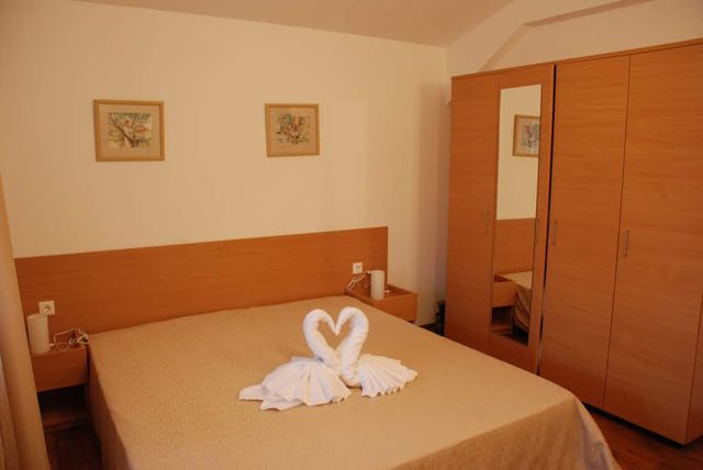 Elegant Lodge Hotel (Elegant SPA) - two bedroom apartment (5 pax)